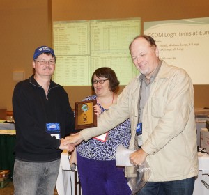 Scott Fenn accepts the 1st place plaque from GM Ivan Lawson